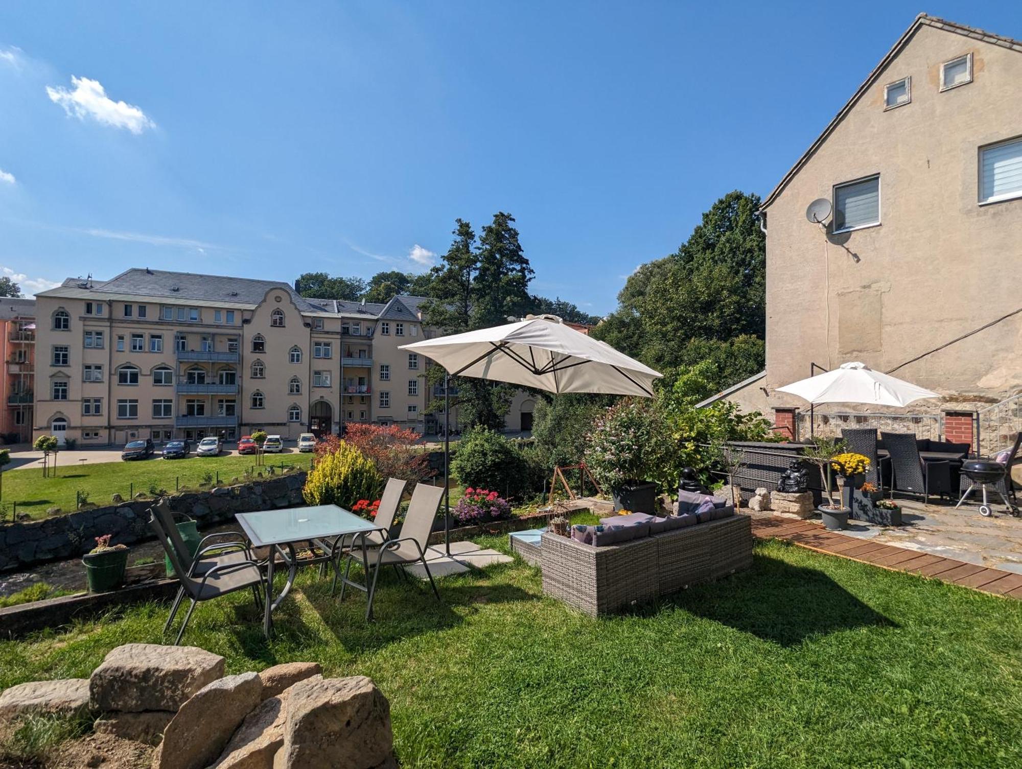 Famzi - Urlaubsmagie - Familienwohnung Mit Gemeinschaftsgarten, -Sauna & -Pool Зебниц Екстериор снимка