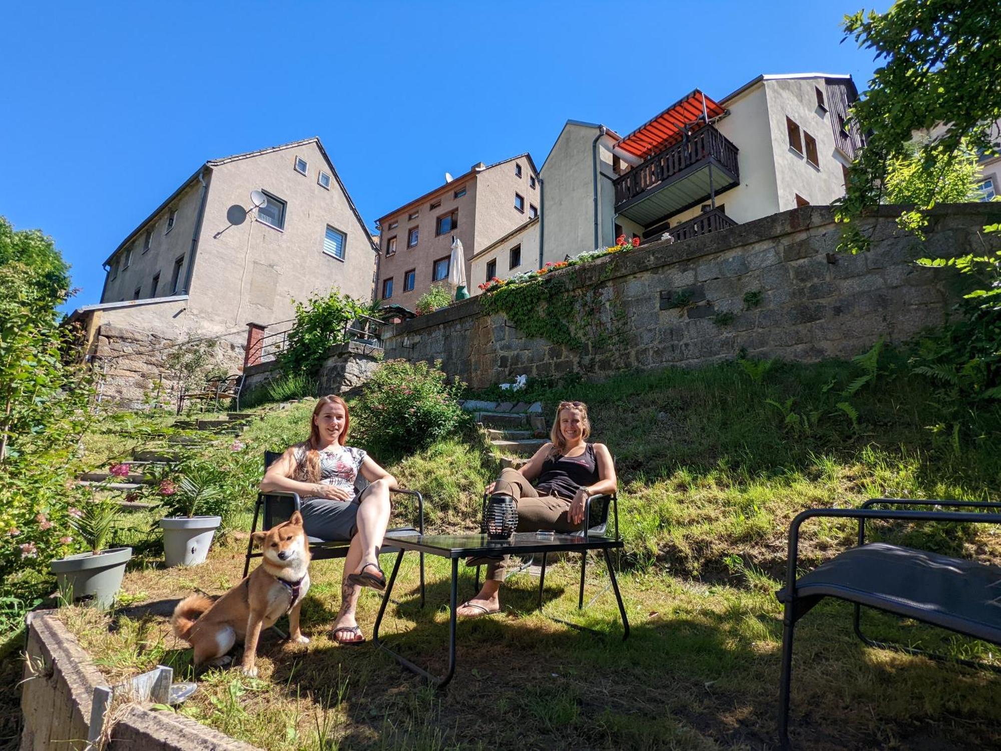 Famzi - Urlaubsmagie - Familienwohnung Mit Gemeinschaftsgarten, -Sauna & -Pool Зебниц Екстериор снимка