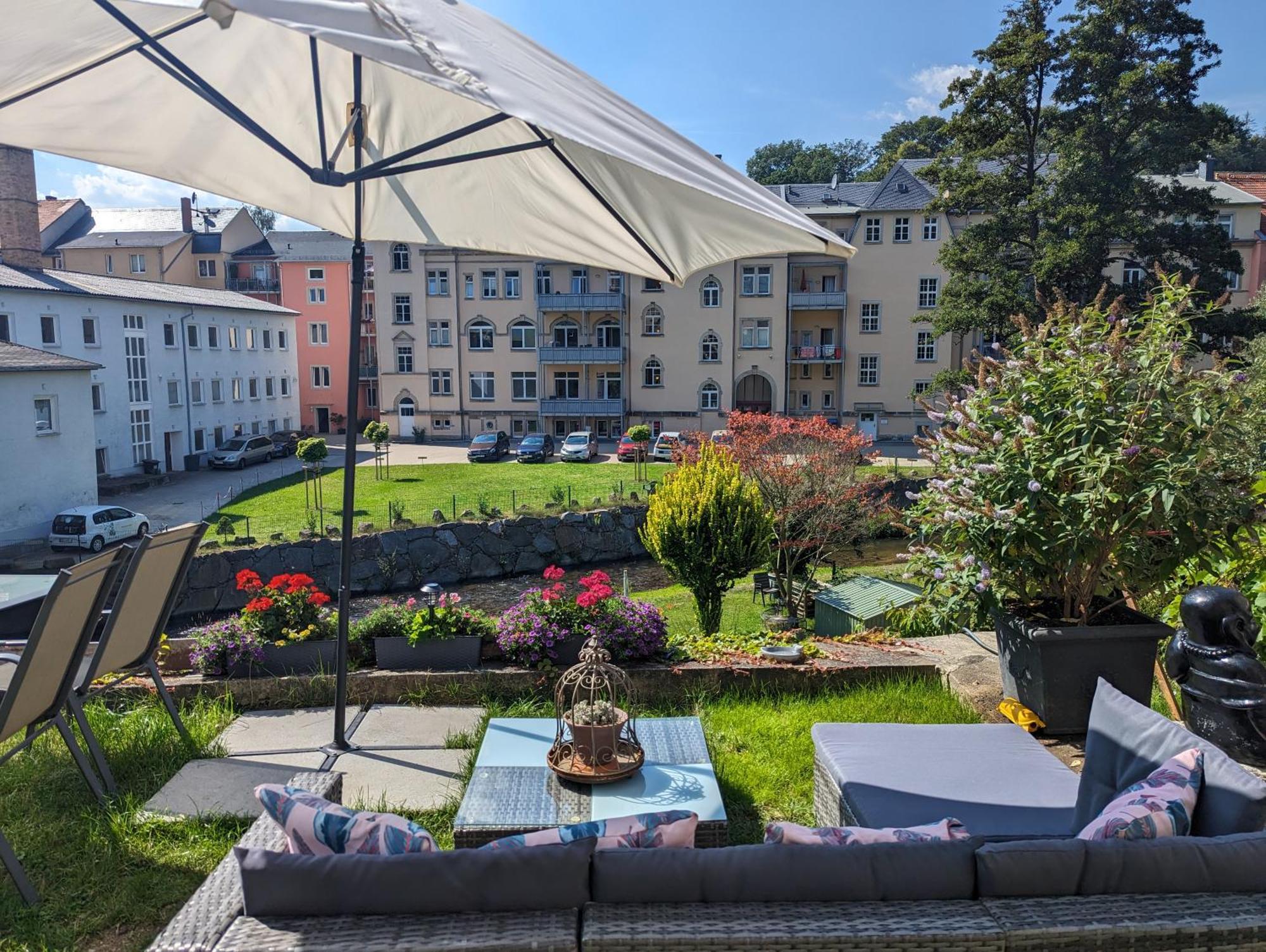 Famzi - Urlaubsmagie - Familienwohnung Mit Gemeinschaftsgarten, -Sauna & -Pool Зебниц Екстериор снимка