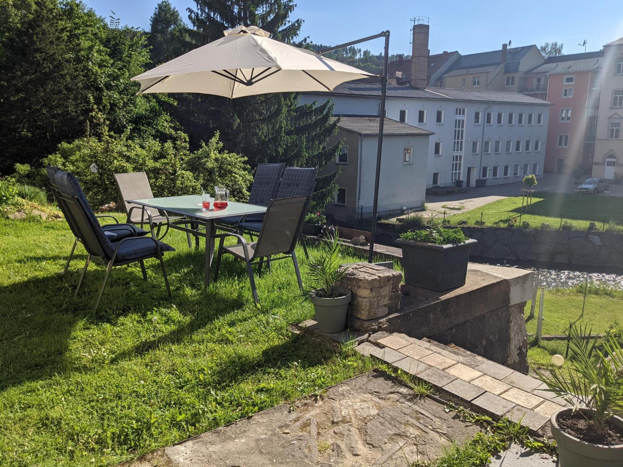 Famzi - Urlaubsmagie - Familienwohnung Mit Gemeinschaftsgarten, -Sauna & -Pool Зебниц Екстериор снимка