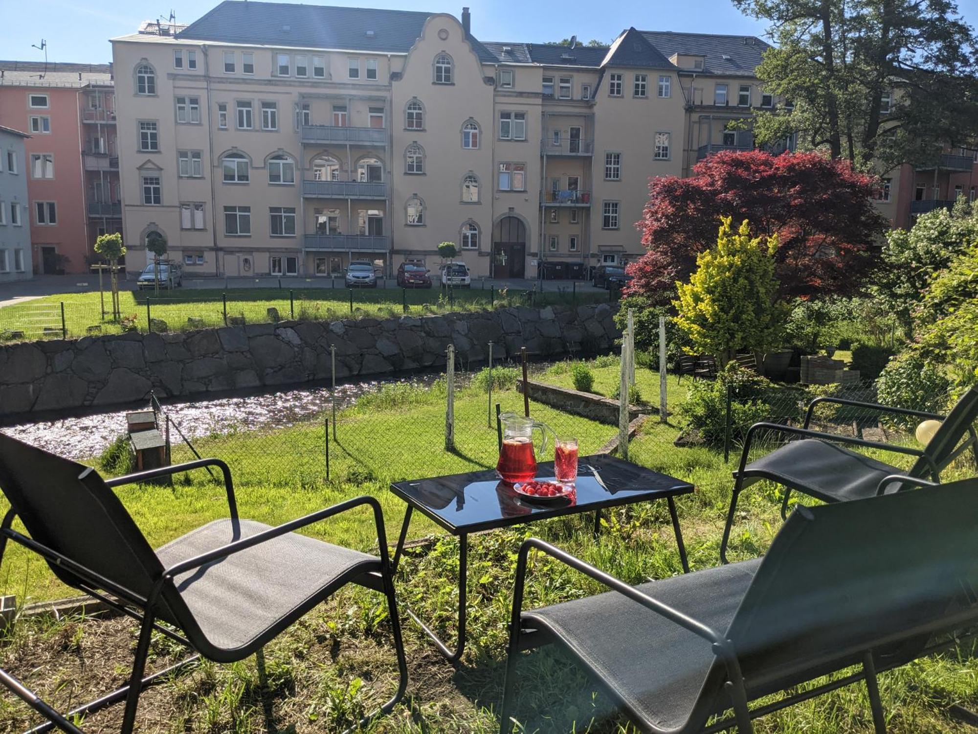 Famzi - Urlaubsmagie - Familienwohnung Mit Gemeinschaftsgarten, -Sauna & -Pool Зебниц Екстериор снимка