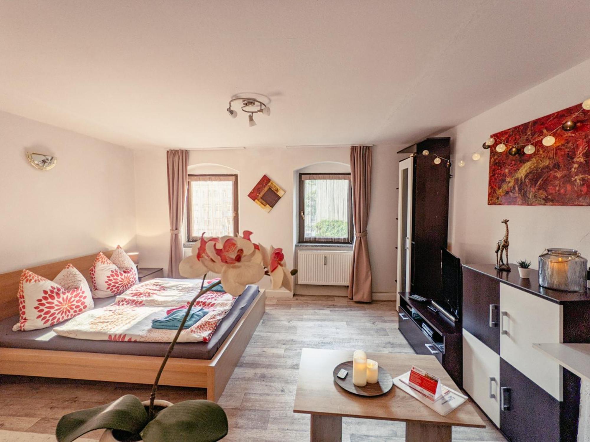 Famzi - Urlaubsmagie - Familienwohnung Mit Gemeinschaftsgarten, -Sauna & -Pool Зебниц Екстериор снимка